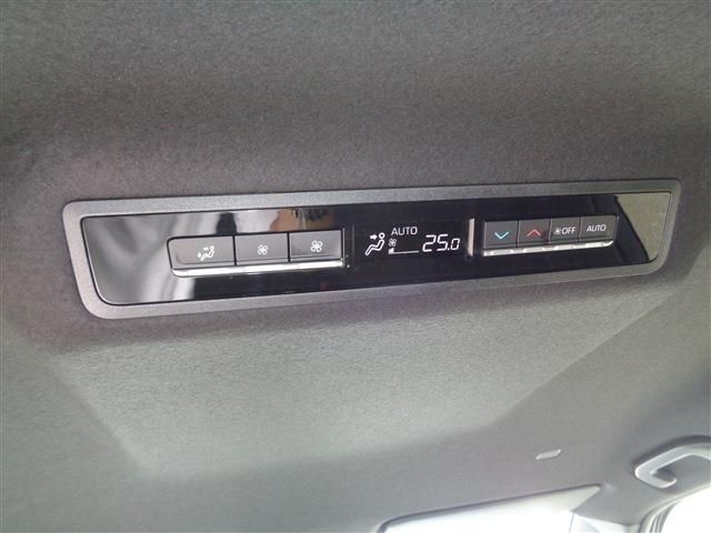 TOYOTA NOAH HYBRID 4WD 2024 Image 31