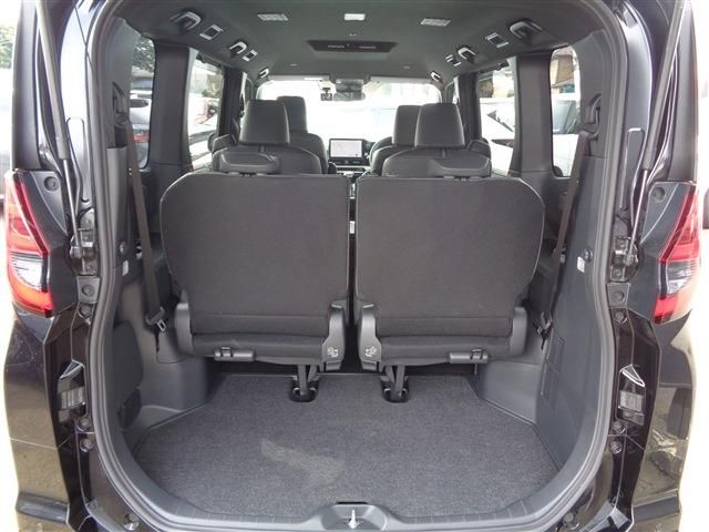 TOYOTA NOAH HYBRID 4WD 2024 Image 31