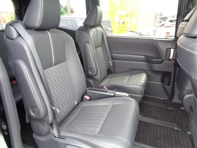 TOYOTA NOAH HYBRID 4WD 2024 Image 31