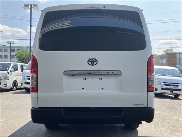 TOYOTA HIACE VAN 2WD 2021 Image 31