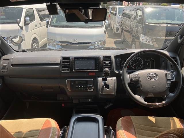 TOYOTA HIACE VAN 2WD 2021 Image 31