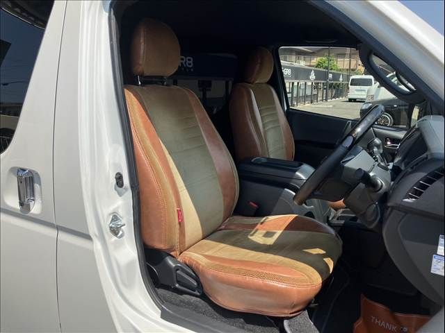 TOYOTA HIACE VAN 2WD 2021 Image 31