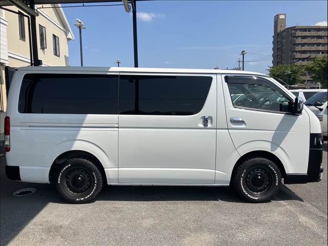 TOYOTA HIACE VAN 2WD 2021 Image 31