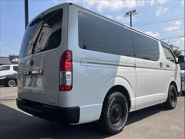 TOYOTA HIACE VAN 2WD 2021 Image 31