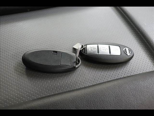 NISSAN NV350 CARAVAN 2018 Image 31