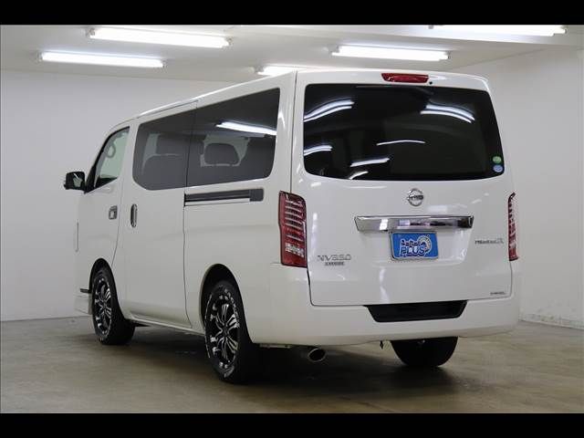 NISSAN NV350 CARAVAN 2018 Image 31