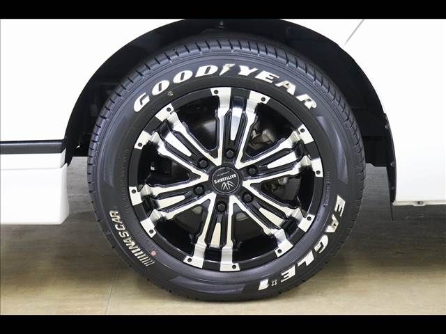 NISSAN NV350 CARAVAN 2018 Image 31