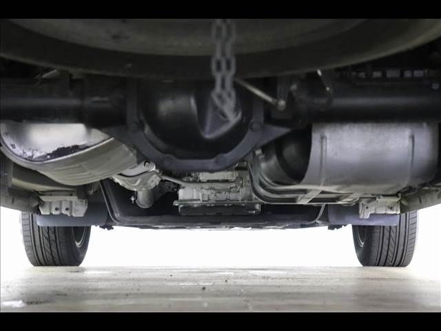 NISSAN NV350 CARAVAN 2018 Image 31