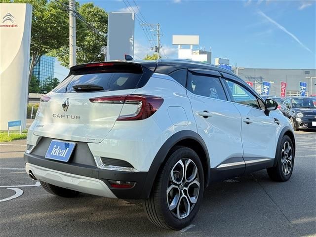 RENAULT CAPTUR 2021 Image 31