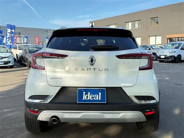 RENAULT CAPTUR 2021 Image 31