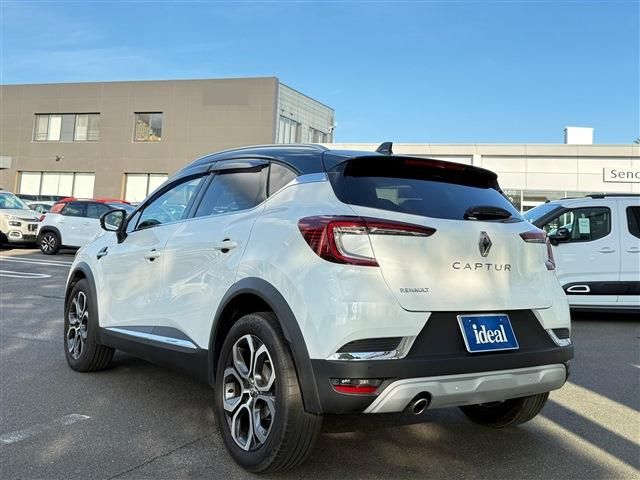 RENAULT CAPTUR 2021 Image 31