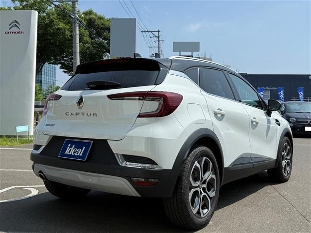 RENAULT CAPTUR 2021 Image 31