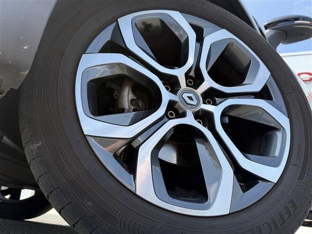 RENAULT CAPTUR 2021 Image 31