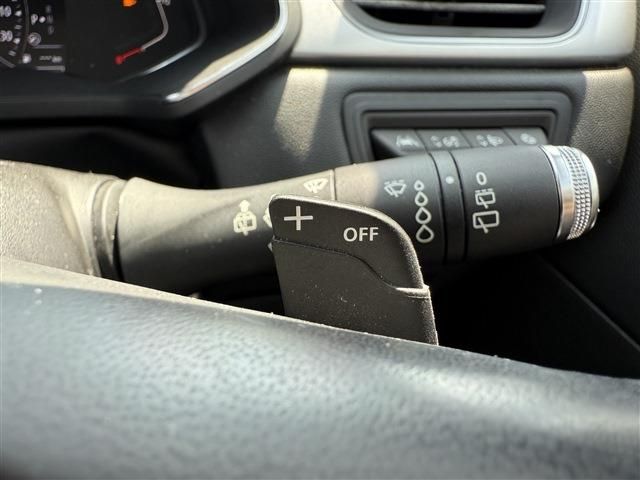 RENAULT CAPTUR 2021 Image 31