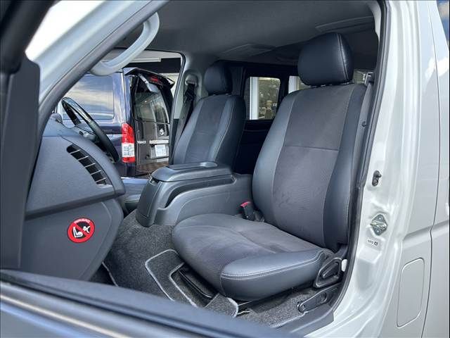 TOYOTA REGIUSACE VAN 2WD 2015 Image 31