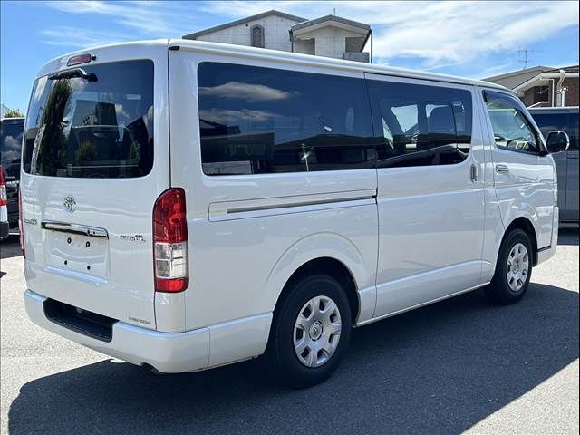 TOYOTA REGIUSACE VAN 2WD 2015 Image 31