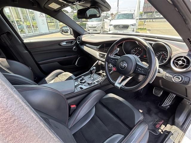 ALFAROMEO GIULIA 2018 Image 31