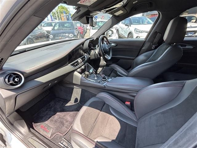 ALFAROMEO GIULIA 2018 Image 31