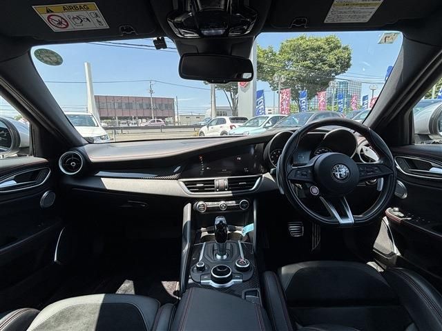 ALFAROMEO GIULIA 2018 Image 31