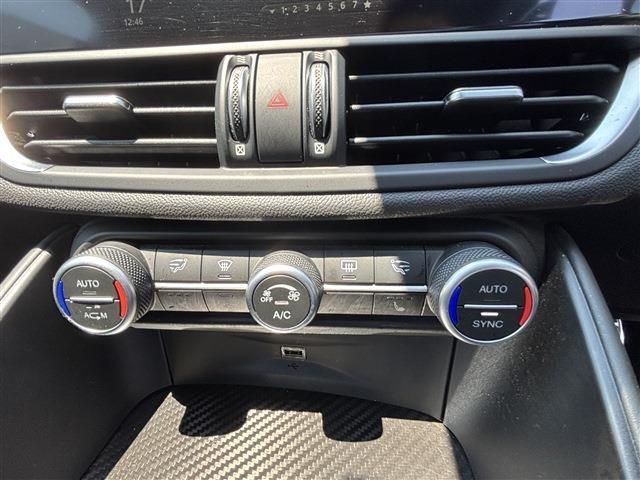 ALFAROMEO GIULIA 2018 Image 31