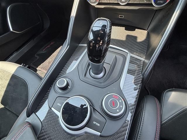 ALFAROMEO GIULIA 2018 Image 31