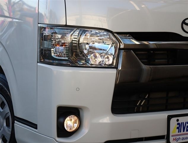 TOYOTA HIACE VAN 2WD 2020 Image 31