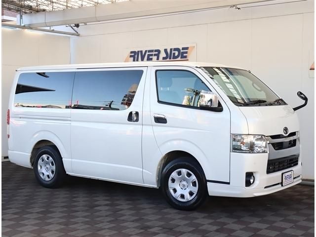 TOYOTA HIACE VAN 2WD 2020 Image 31