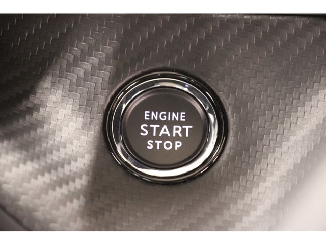 PEUGEOT 208 2020 Image 31