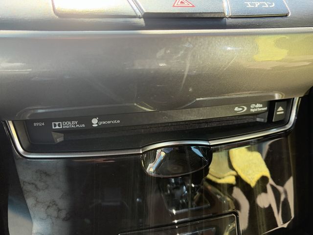 TOYOTA CROWN SEDAN HYBRID 2017 Image 31