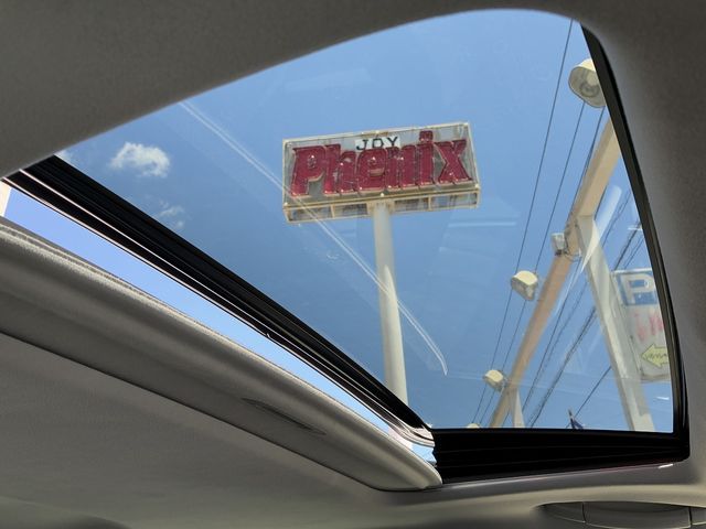 TOYOTA CROWN SEDAN HYBRID 2017 Image 31