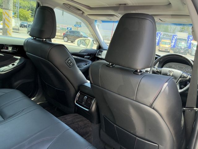 TOYOTA CROWN SEDAN HYBRID 2017 Image 31