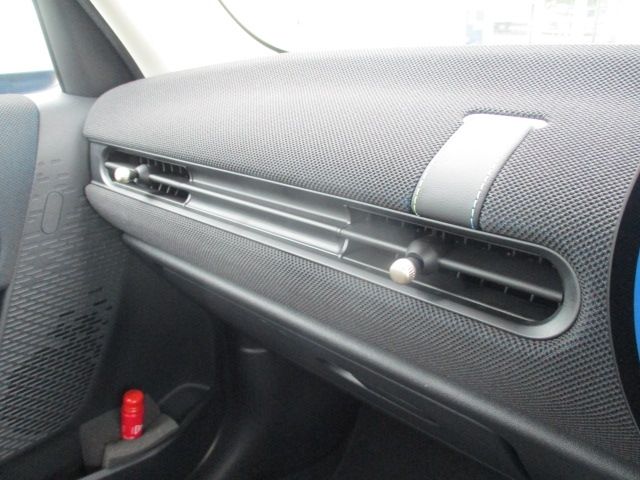 BMW MINI COOPER 5DOOR 2025 Image 31