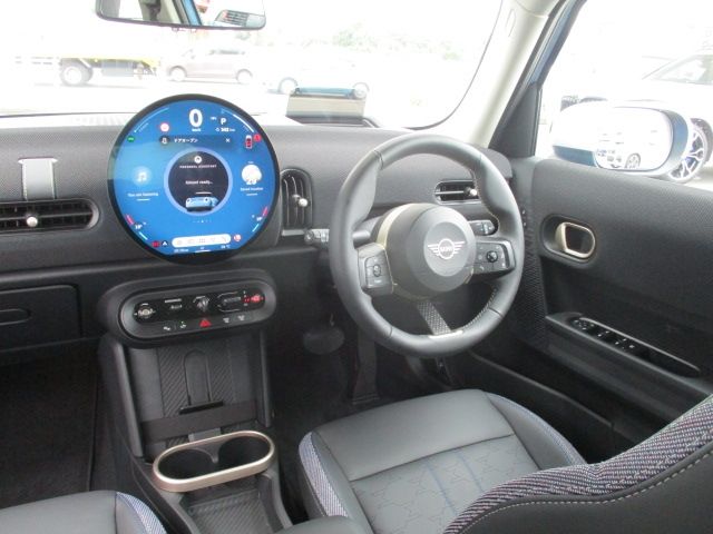 BMW MINI COOPER 5DOOR 2025 Image 31