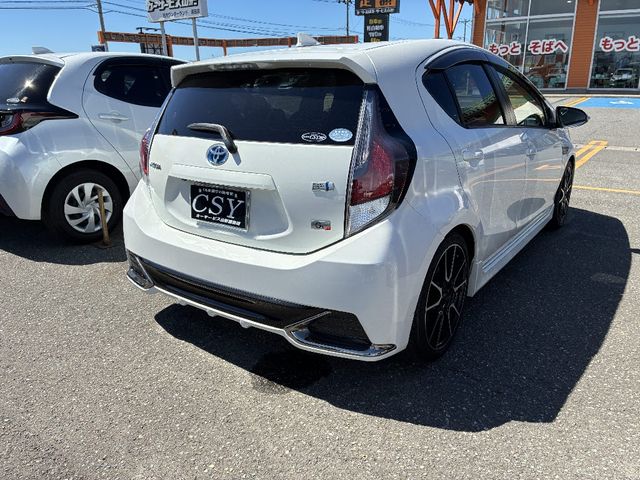 TOYOTA AQUA 2016 Image 31