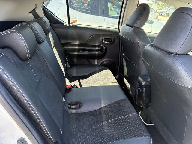 TOYOTA AQUA 2016 Image 31