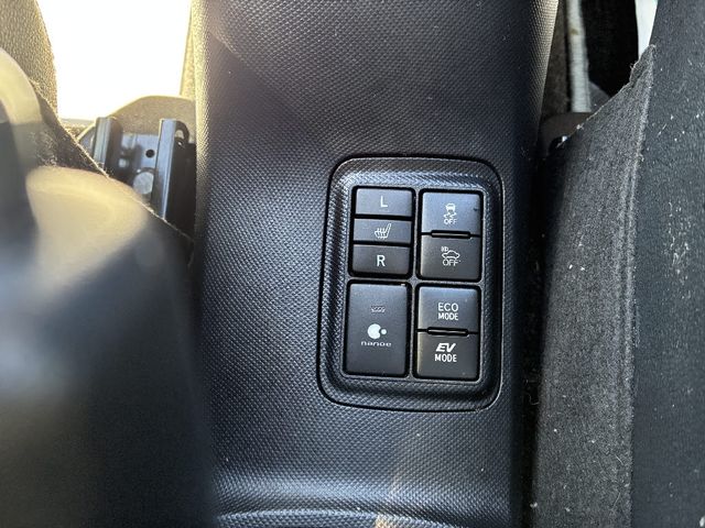 TOYOTA AQUA 2016 Image 31