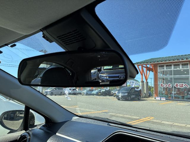 TOYOTA AQUA 2016 Image 31