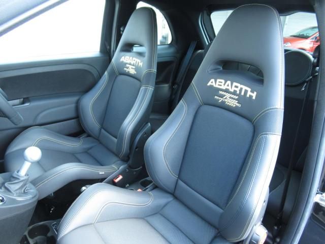 FIAT ABARTH 695 2025 Image 31