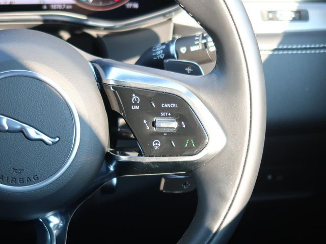 JAGUAR F-PACE 2024 Image 31