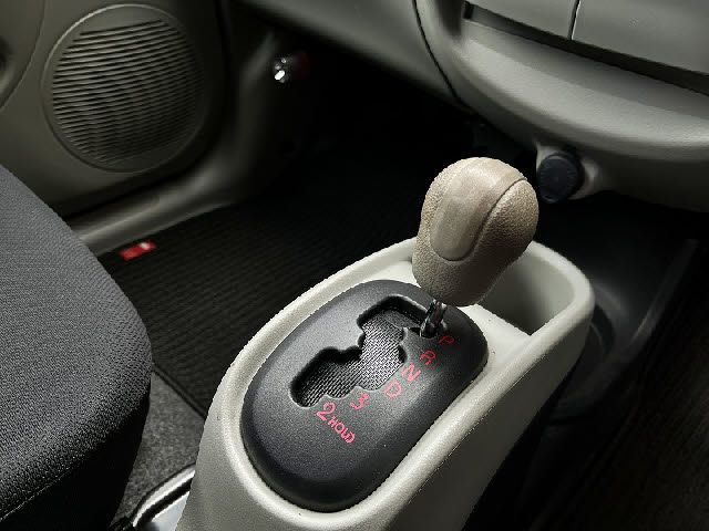 MITSUBISHI I 2010 Image 31