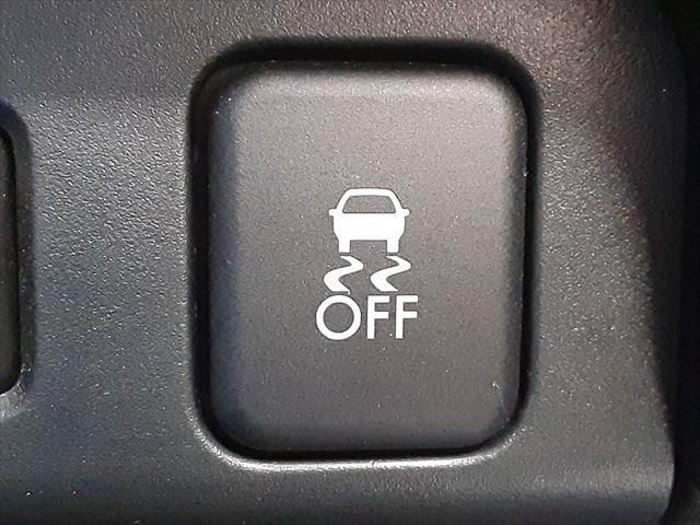 SUBARU XV HYBRID 2013 Image 31