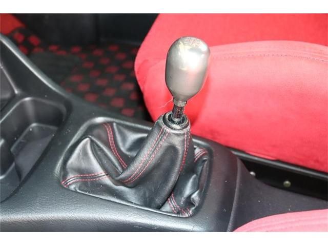 HONDA CIVIC HATCHBACK 2000 Image 31