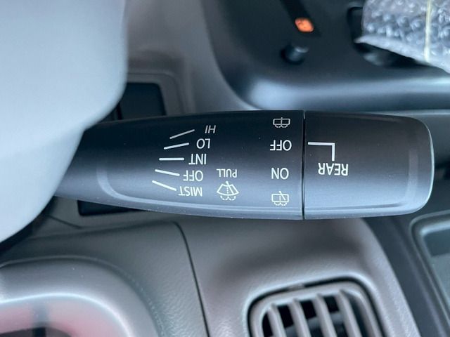 SUZUKI EVERY VAN 4WD 2025 Image 31