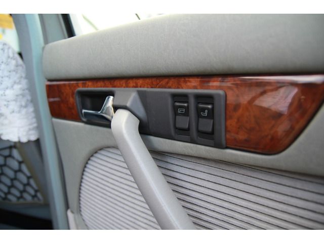 MERCEDES BENZ S CLAS 1985 Image 31