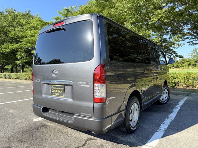 TOYOTA HIACE VAN 4WD 2013 Image 31
