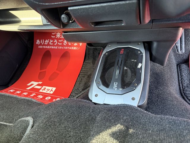 TOYOTA HIACE VAN 4WD 2013 Image 31