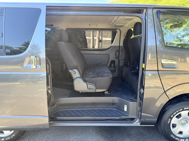 TOYOTA HIACE VAN 4WD 2013 Image 31