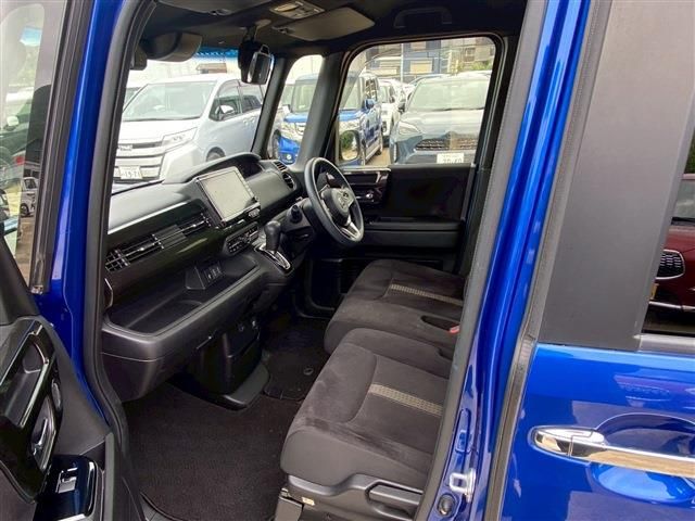 HONDA N BOX CUSTOM 2019 Image 31