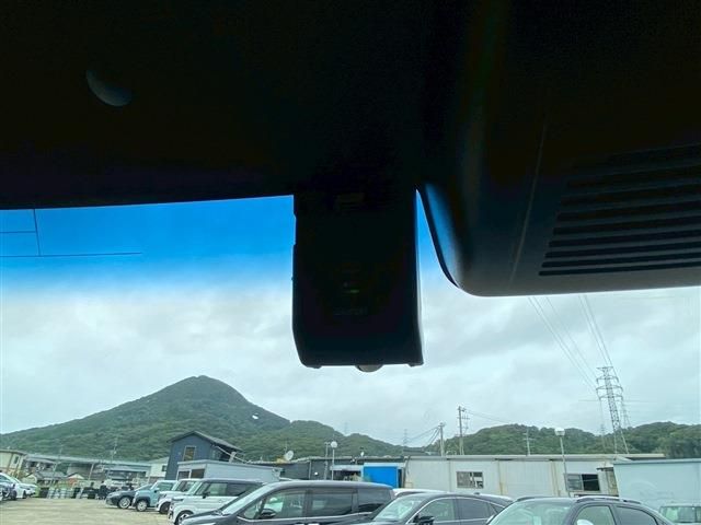 HONDA N BOX CUSTOM 2019 Image 31