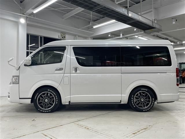TOYOTA HIACE VAN 4WD 2018 Image 31